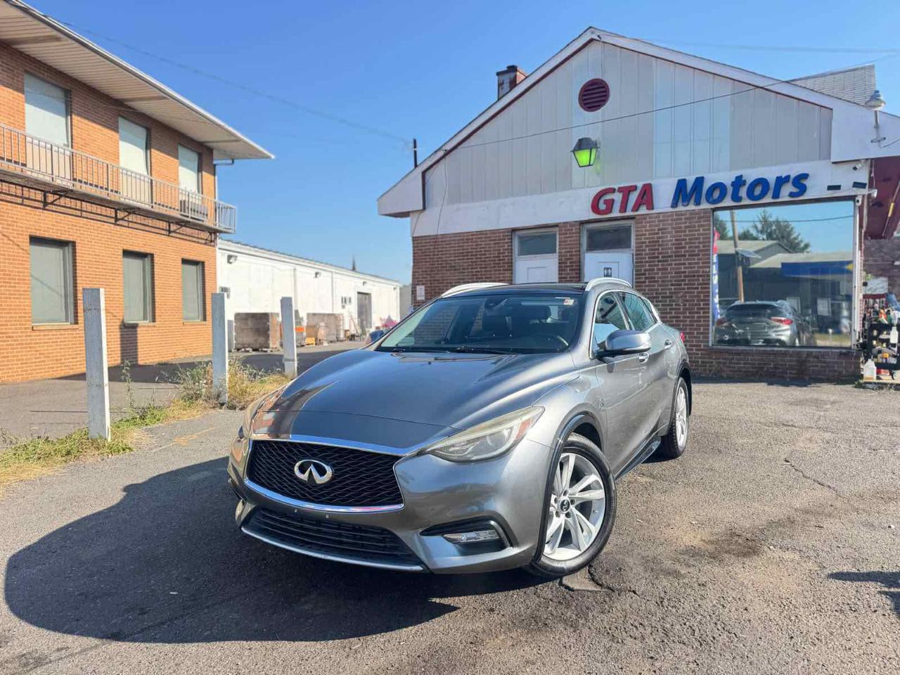 Infiniti QX30 Premium FWD 2018