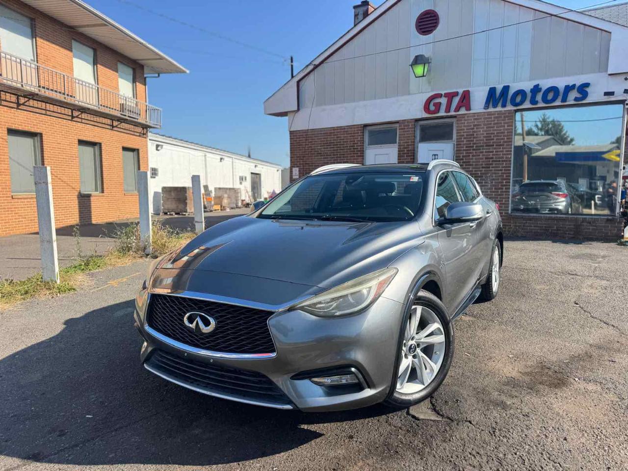 Infiniti QX30 Premium FWD 2018