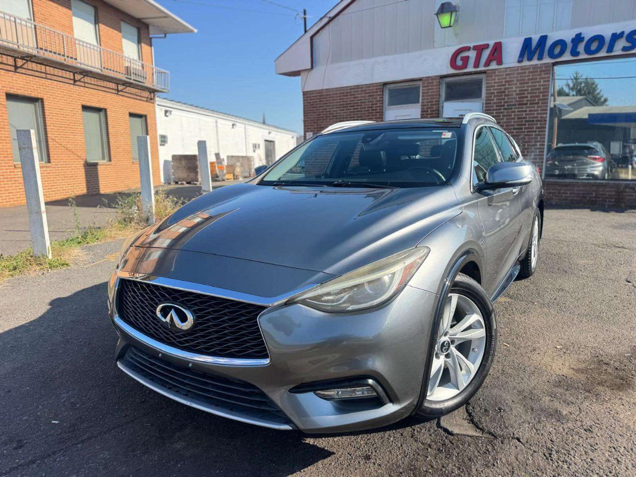 Infiniti QX30 Premium FWD 2018