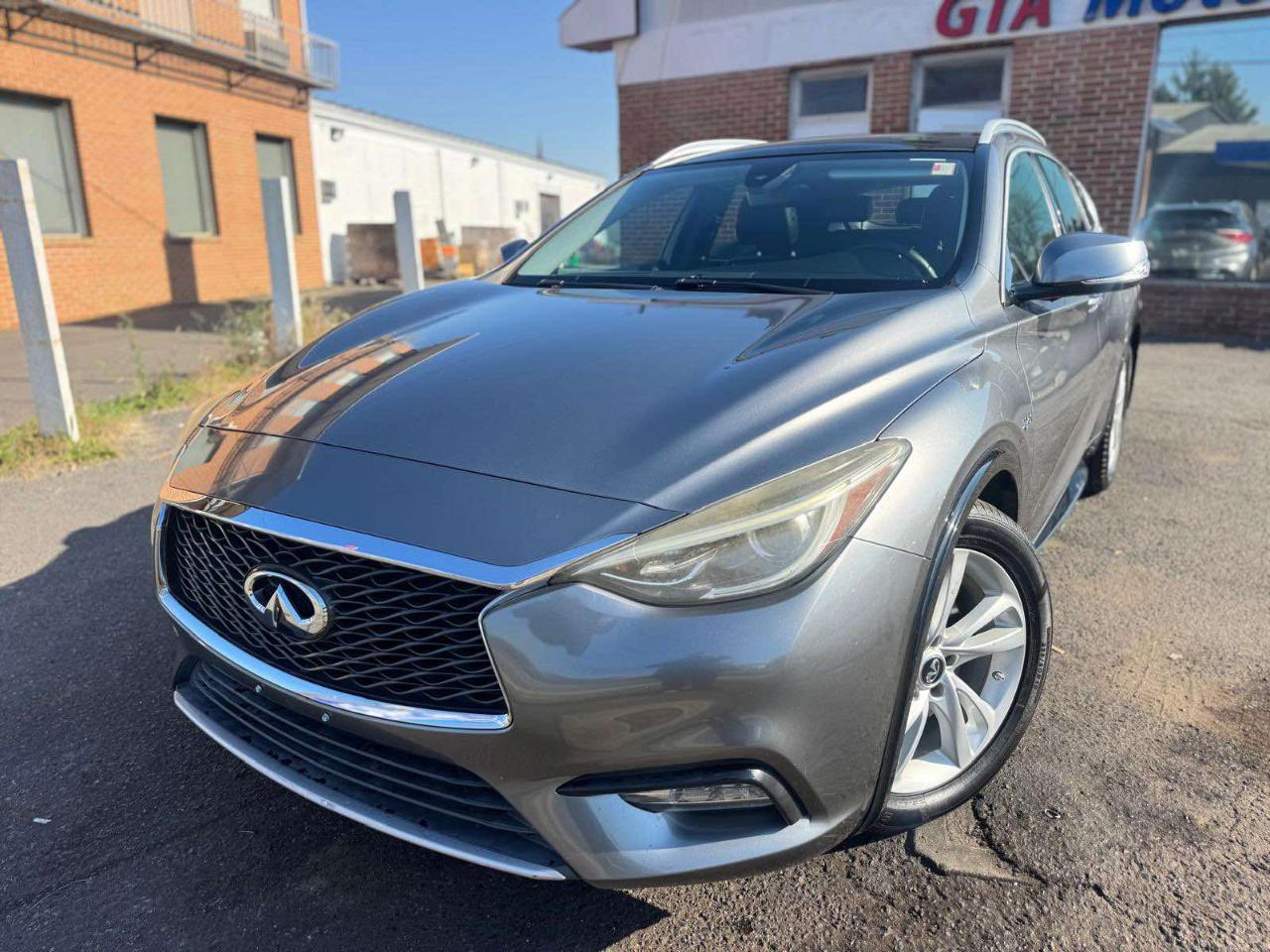 Infiniti QX30 Premium FWD 2018