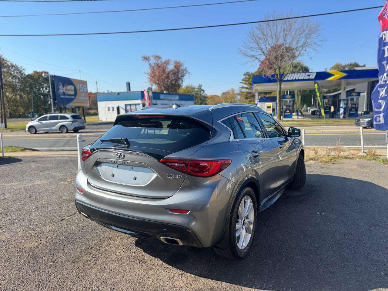 Infiniti QX30 Premium FWD 2018