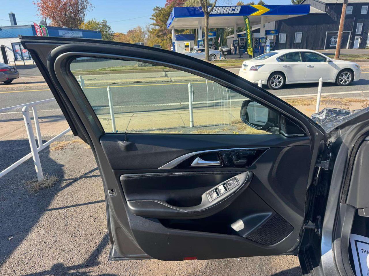 Infiniti QX30 Premium FWD 2018