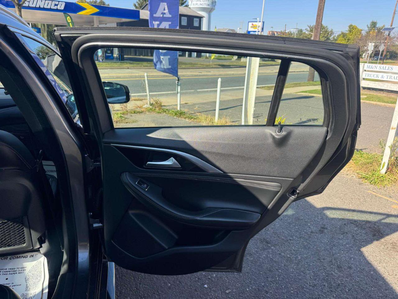 Infiniti QX30 Premium FWD 2018