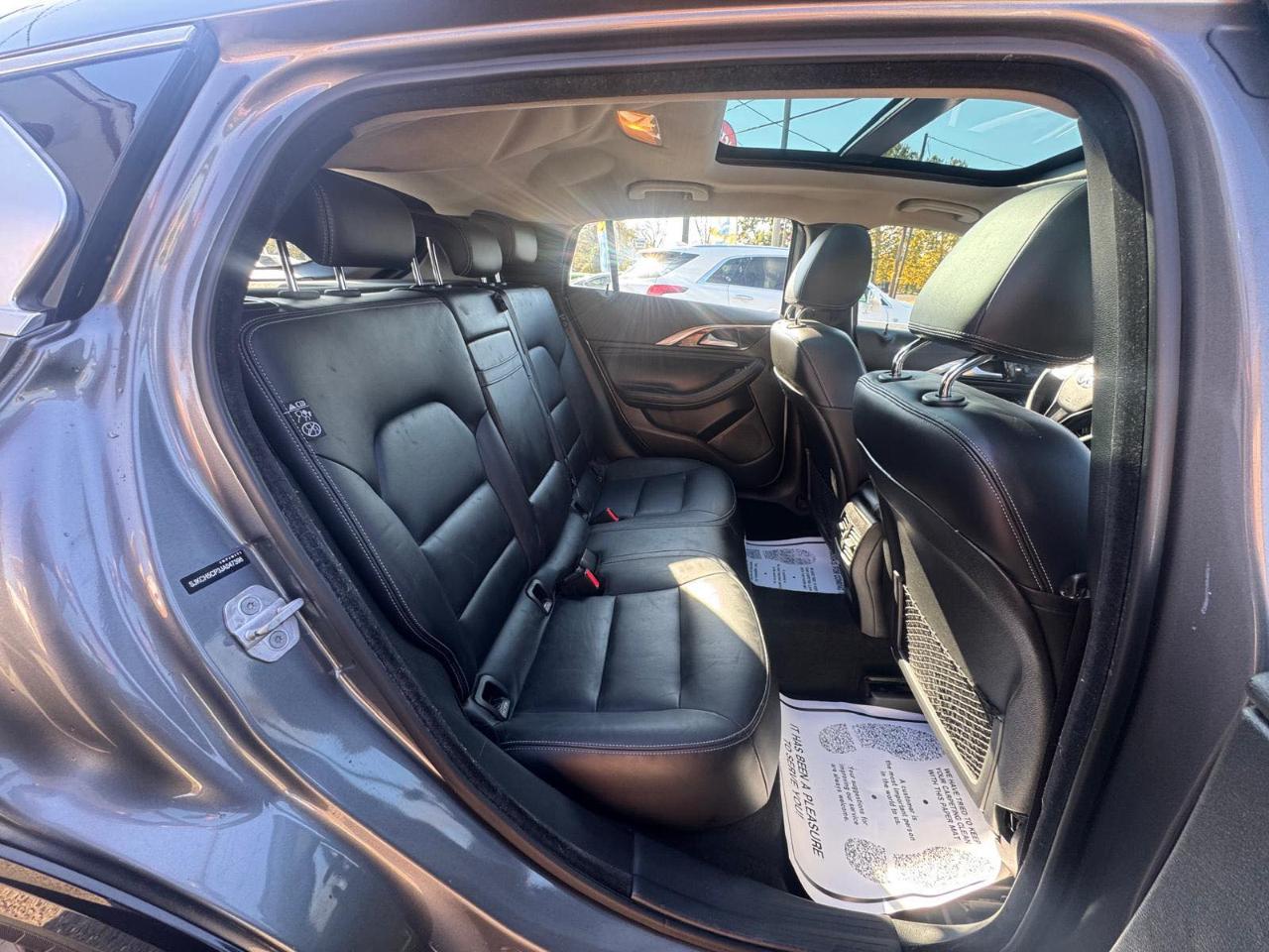 Infiniti QX30 Premium FWD 2018
