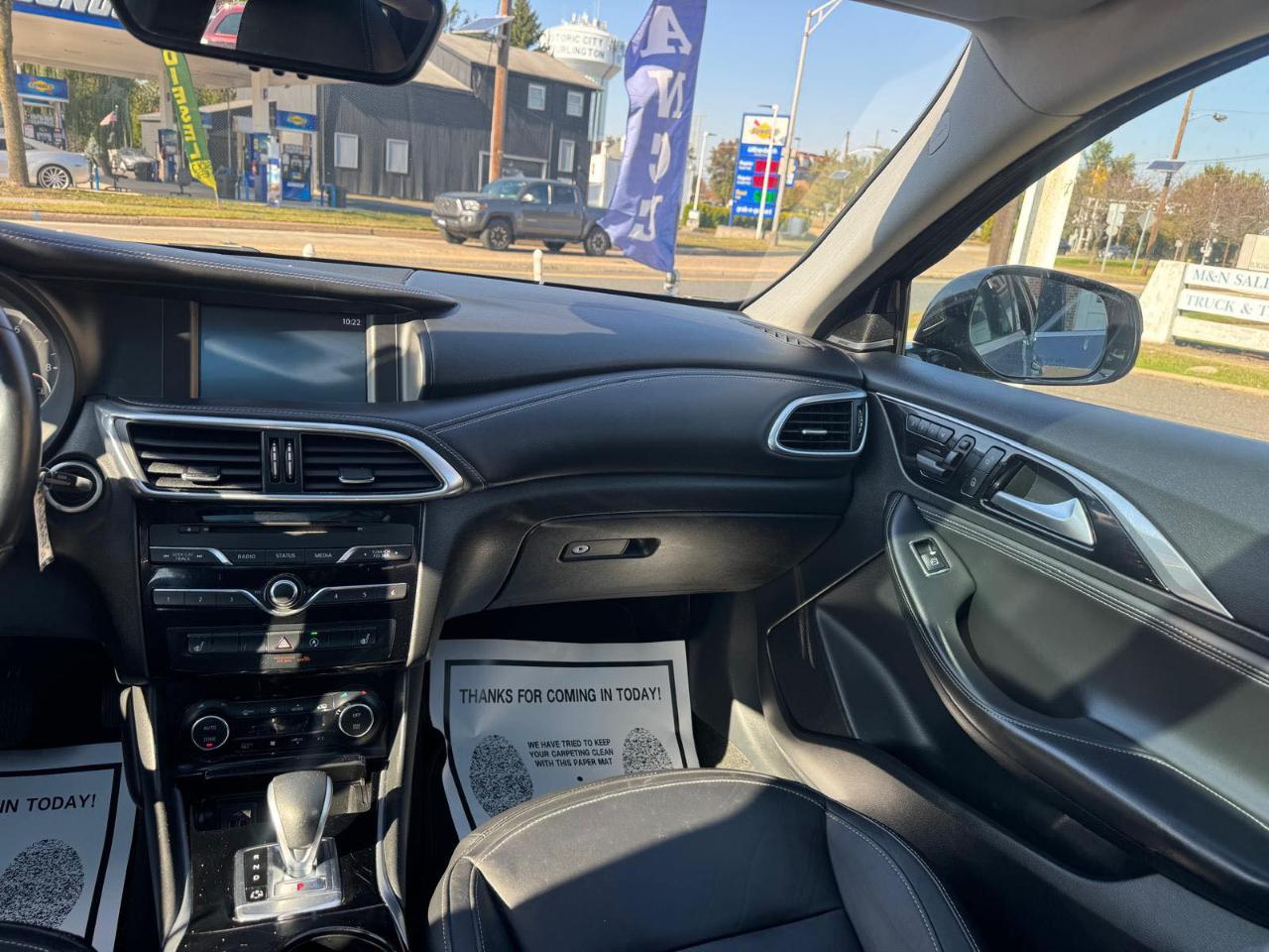 Infiniti QX30 Premium FWD 2018