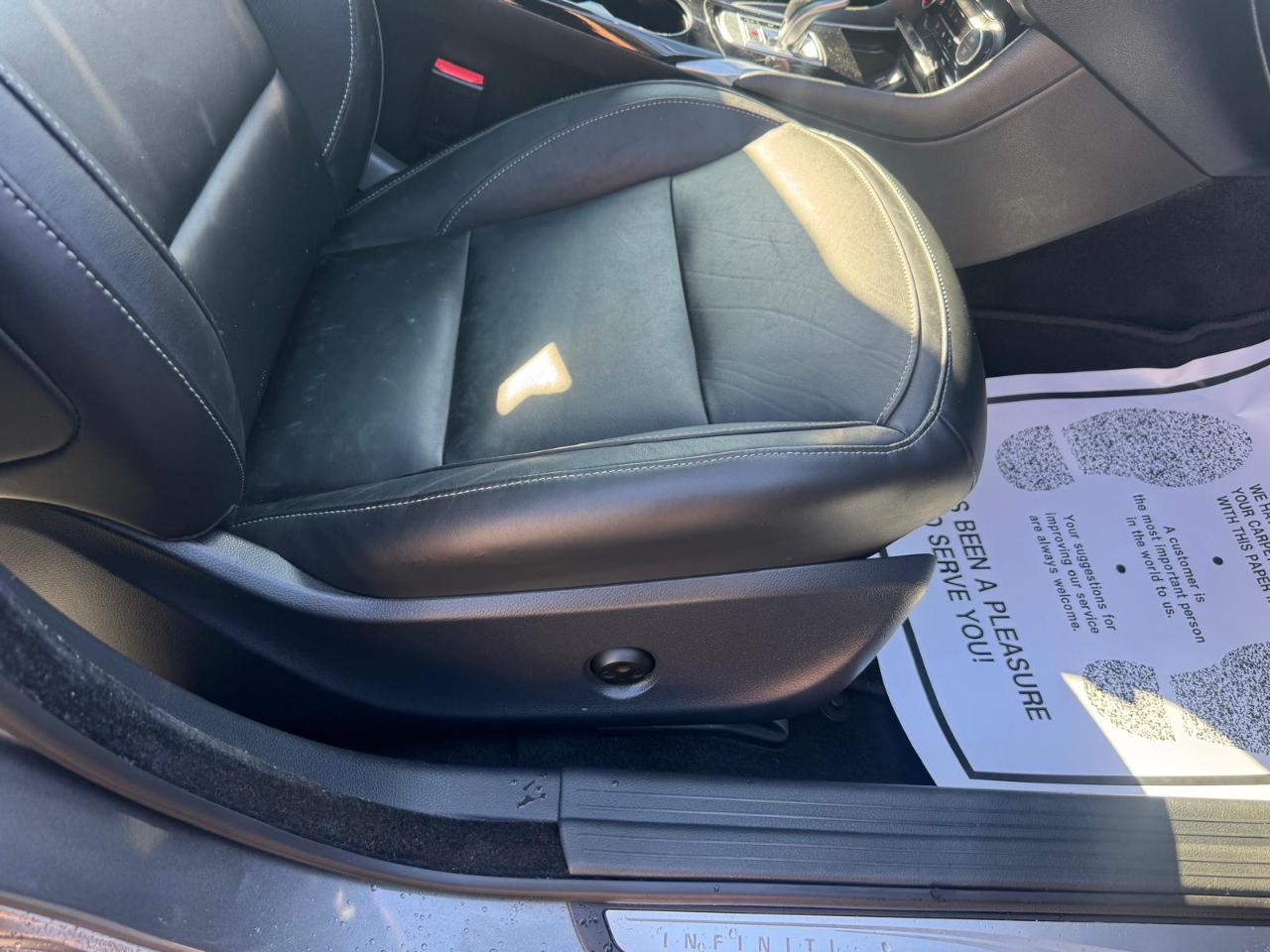 Infiniti QX30 Premium FWD 2018
