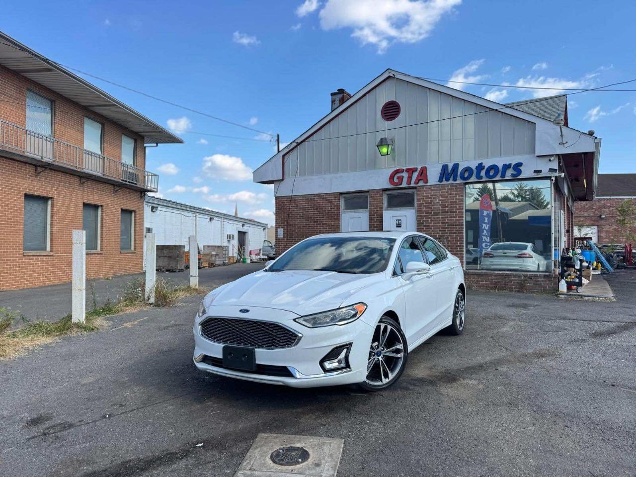 Ford Fusion Titanium FWD 2020
