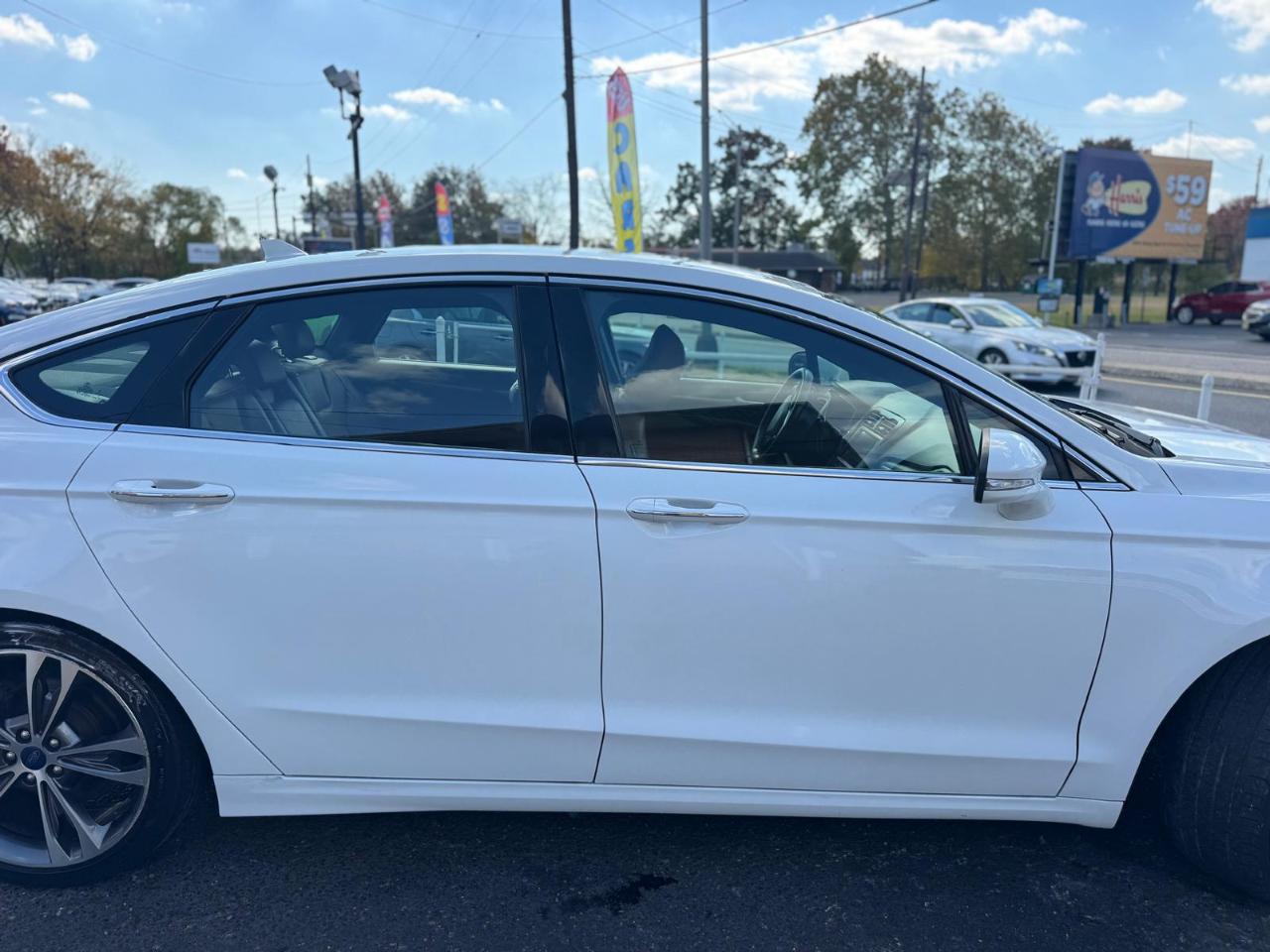 Ford Fusion Titanium FWD 2020