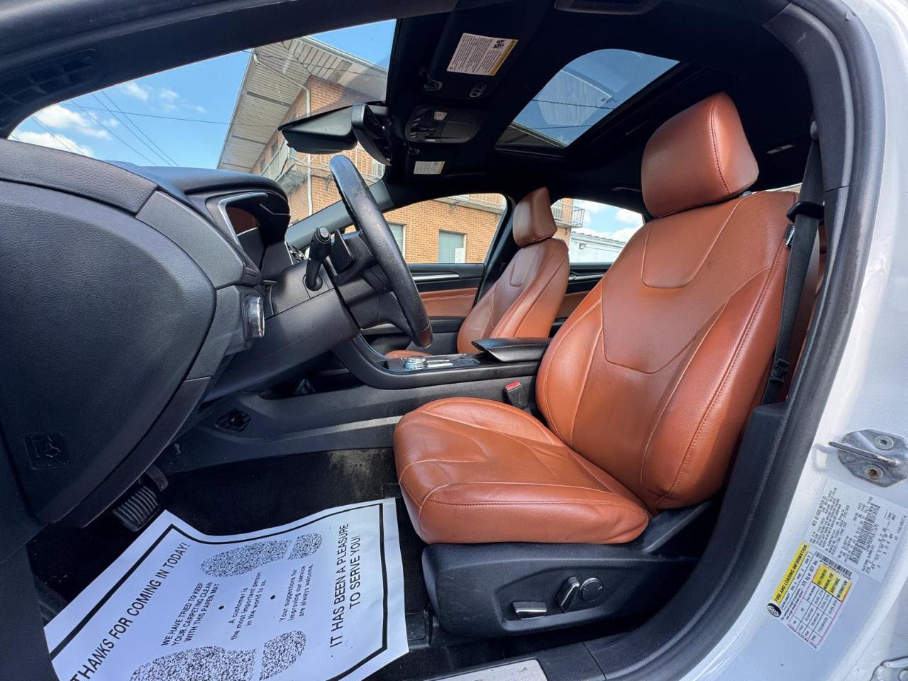 Ford Fusion Titanium FWD 2020