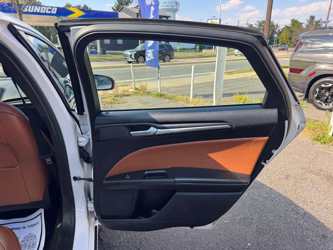 Ford Fusion Titanium FWD 2020