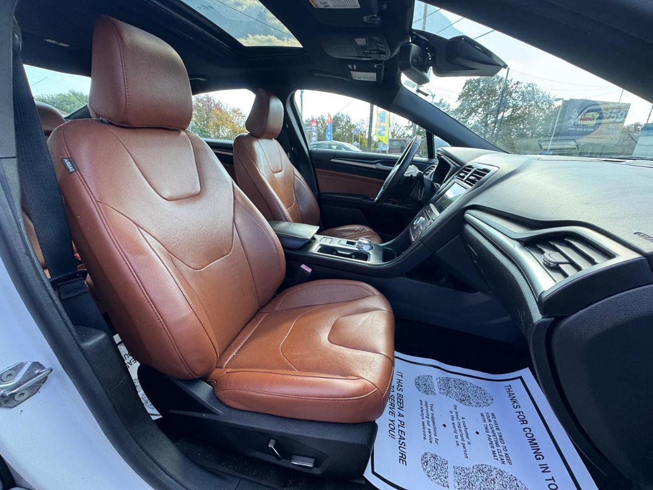 Ford Fusion Titanium FWD 2020