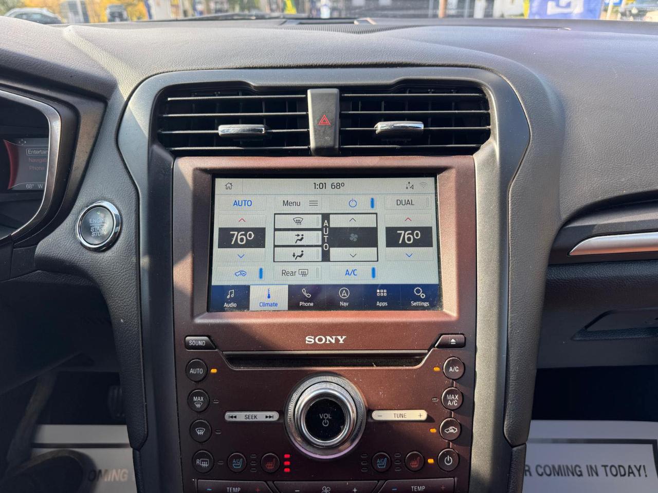 Ford Fusion Titanium FWD 2020