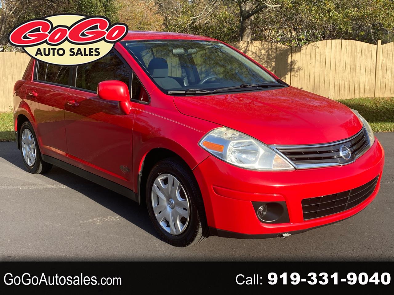 Nissan Versa 1.8 S Hatchback 2010