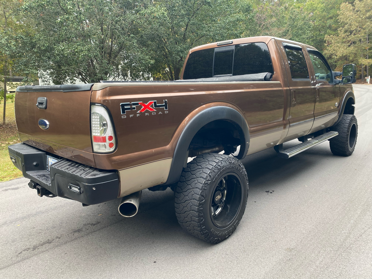 Ford F-350 SD XLT Crew Cab Long Bed 4WD 2011 Ford F-350 SD XLT Crew Cab Long Bed 4WD 2011