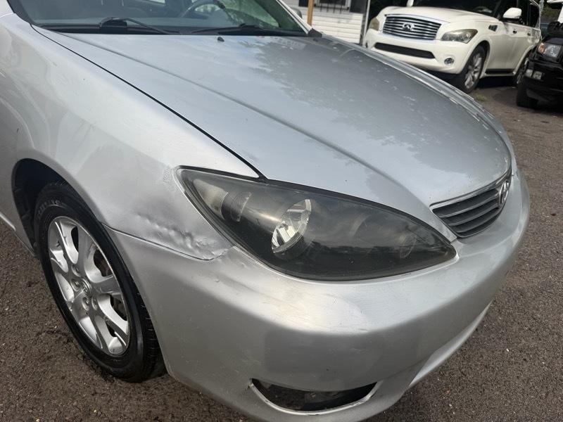 Toyota Camry LE V6 2006