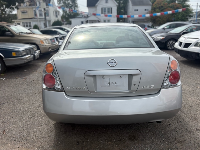 Nissan Altima 2.5 2003