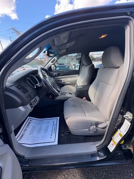 Toyota Tacoma Double Cab V6 4WD 2013 Toyota Tacoma Double Cab V6 4WD 2013