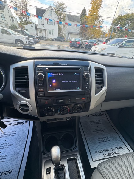 Toyota Tacoma Double Cab V6 4WD 2013 Toyota Tacoma Double Cab V6 4WD 2013