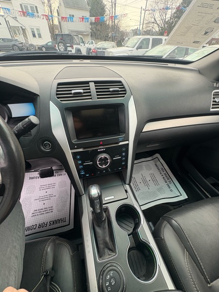 Ford Explorer Sport 4WD 2015