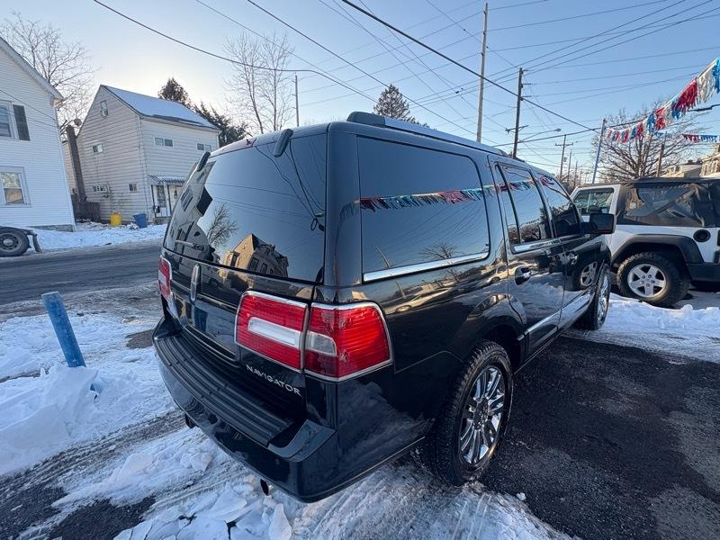 Lincoln Navigator 4WD 2010