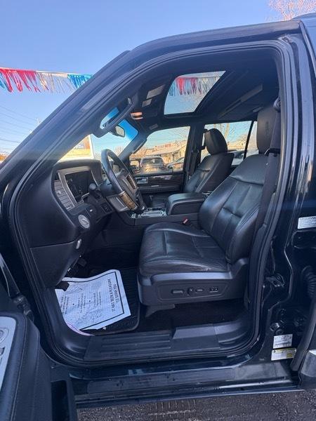 Lincoln Navigator 4WD 2010