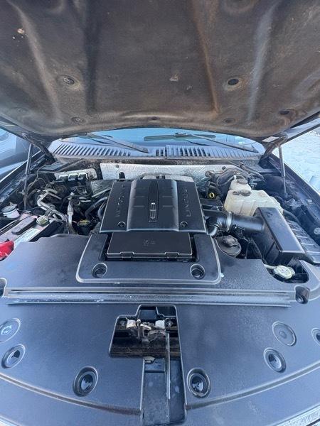 Lincoln Navigator 4WD 2010