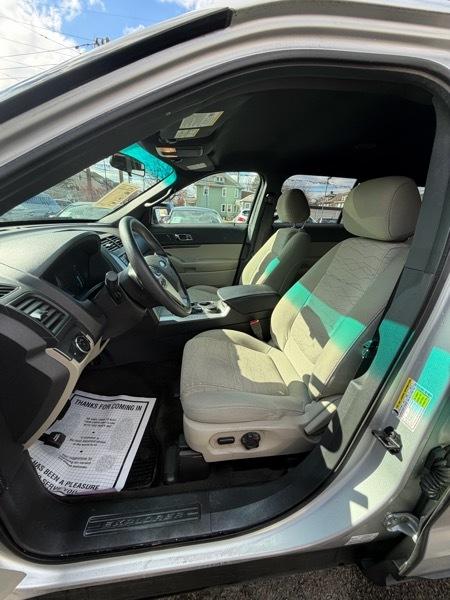 Ford Explorer Base 4WD 2014