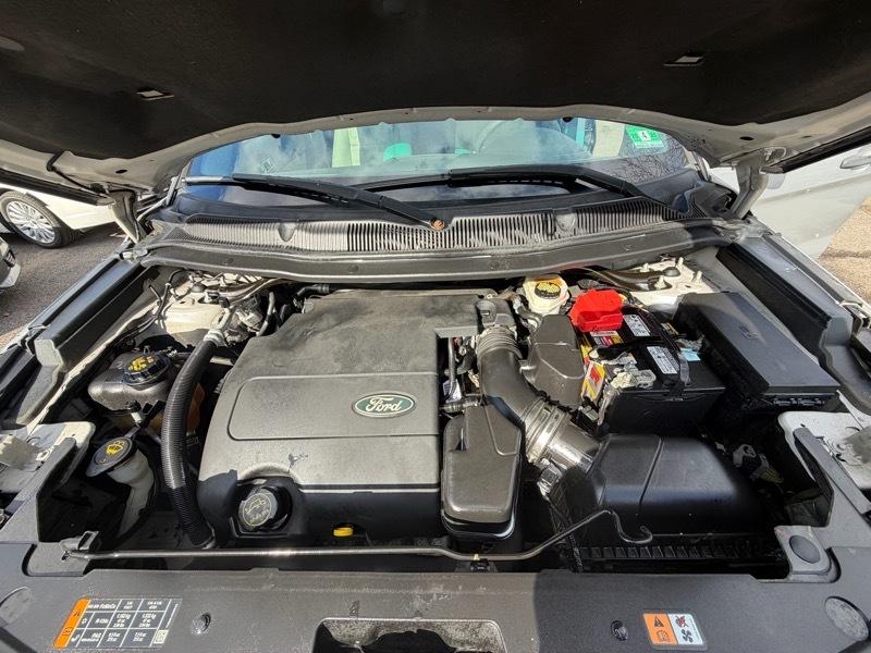 Ford Explorer Base 4WD 2014