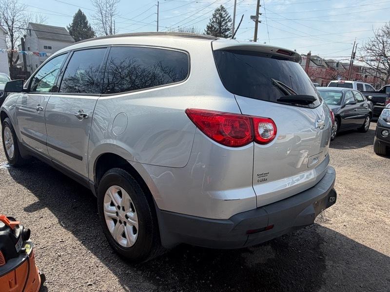 Chevrolet Traverse LS AWD w/PDC 2012