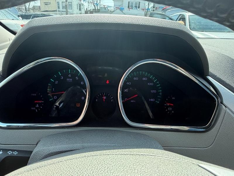 Chevrolet Traverse LS AWD w/PDC 2012