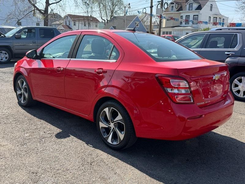 Chevrolet Sonic Premier Auto Sedan 2018