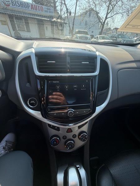 Chevrolet Sonic Premier Auto Sedan 2018