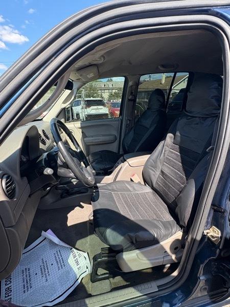 Jeep Liberty Rocky Mountain Edition 4WD 2004