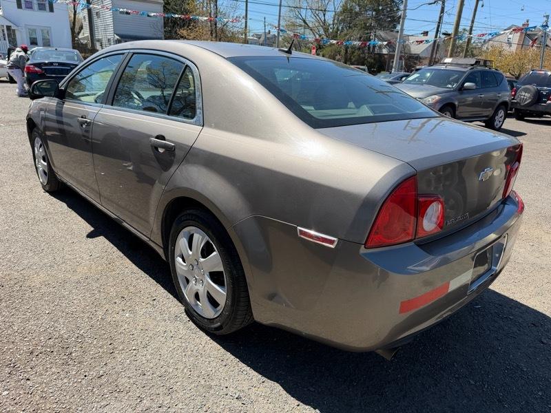 Chevrolet Malibu 1LT 2010