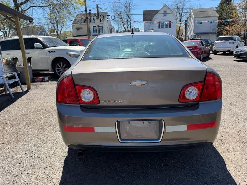Chevrolet Malibu 1LT 2010