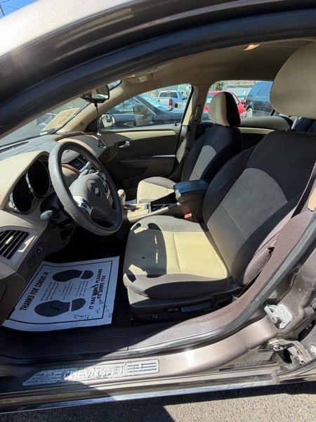 Chevrolet Malibu 1LT 2010