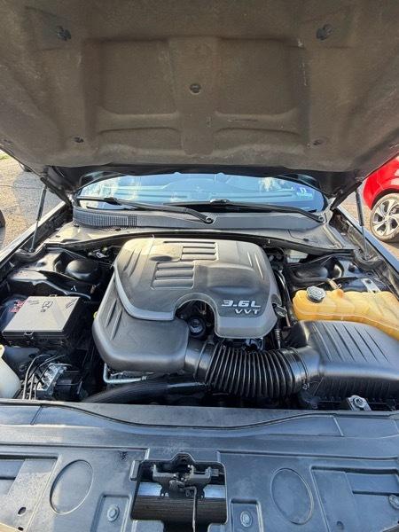 Chrysler 300 Base 2011