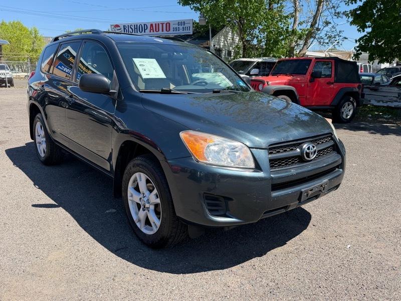 Toyota RAV4 Base I4 4WD 2012