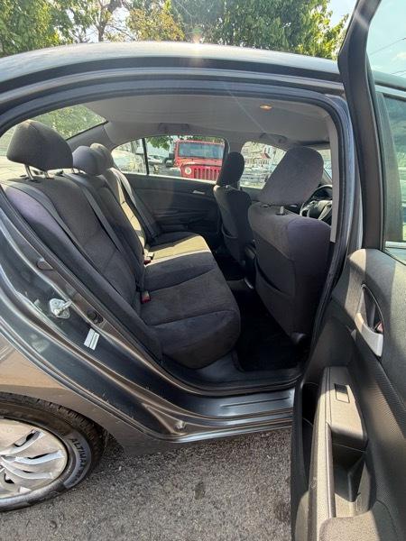 Honda Accord LX sedan AT 2009