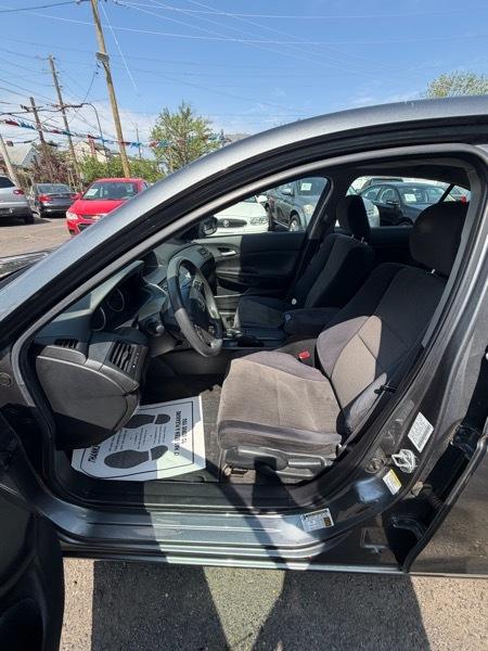 Honda Accord LX sedan AT 2009