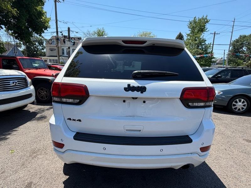 Jeep Grand Cherokee Laredo 4WD 2018