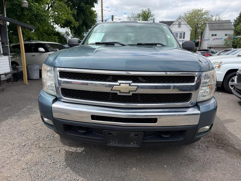 Chevrolet Silverado 1500 LT Ext Cab 4WD 4D 2011