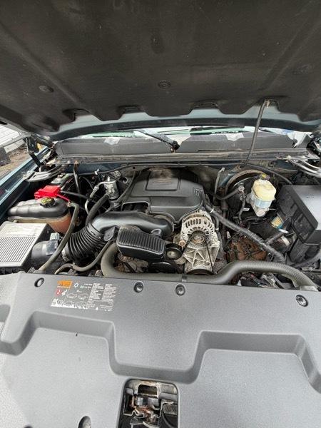 Chevrolet Silverado 1500 LT Ext Cab 4WD 4D 2011