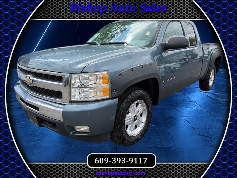 2011 Chevrolet Silverado 1500 LT Ext Cab 4WD 4D