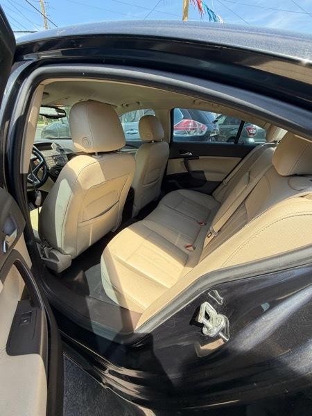 Buick Regal CXL - 1XL 2011