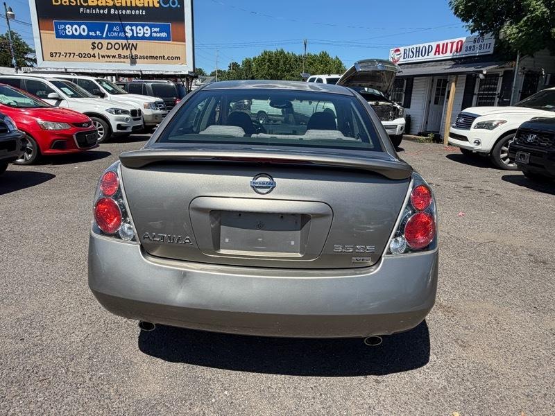 Nissan Altima 3.5 SE 2006