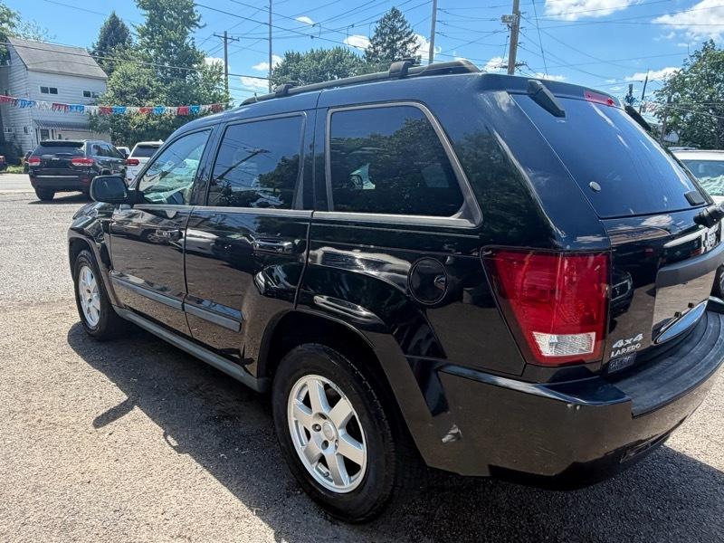 Jeep Grand Cherokee Laredo 4WD 2009