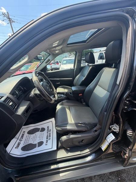Jeep Grand Cherokee Laredo 4WD 2009