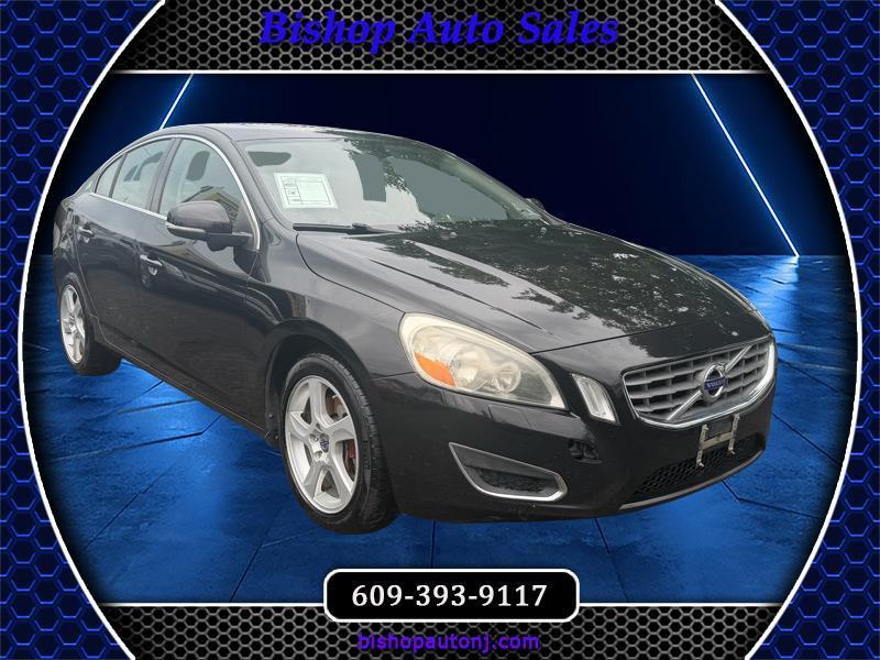 Volvo S60 T5 4D Sedan AWD 2013