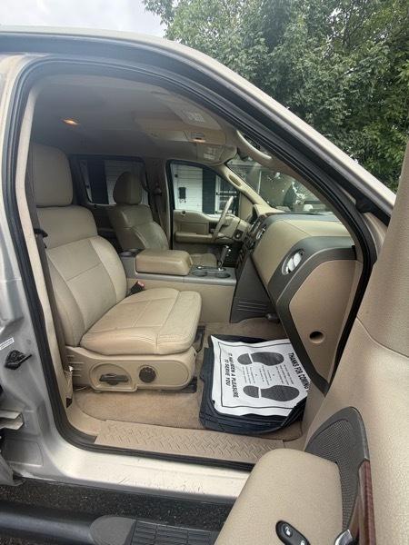 Ford F-150 Lariat SuperCrew 2WD 2006